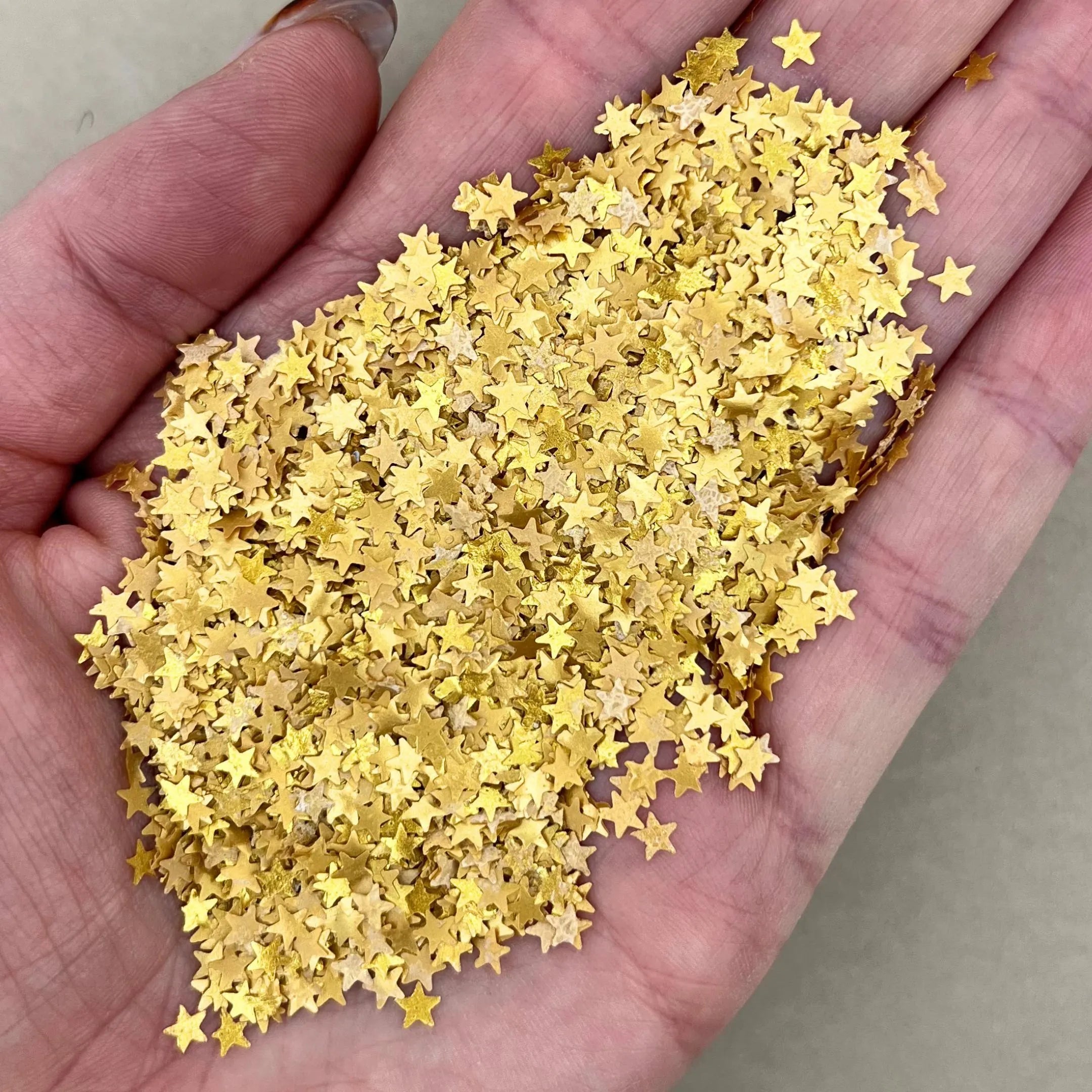Gold Edible Glitter Stars