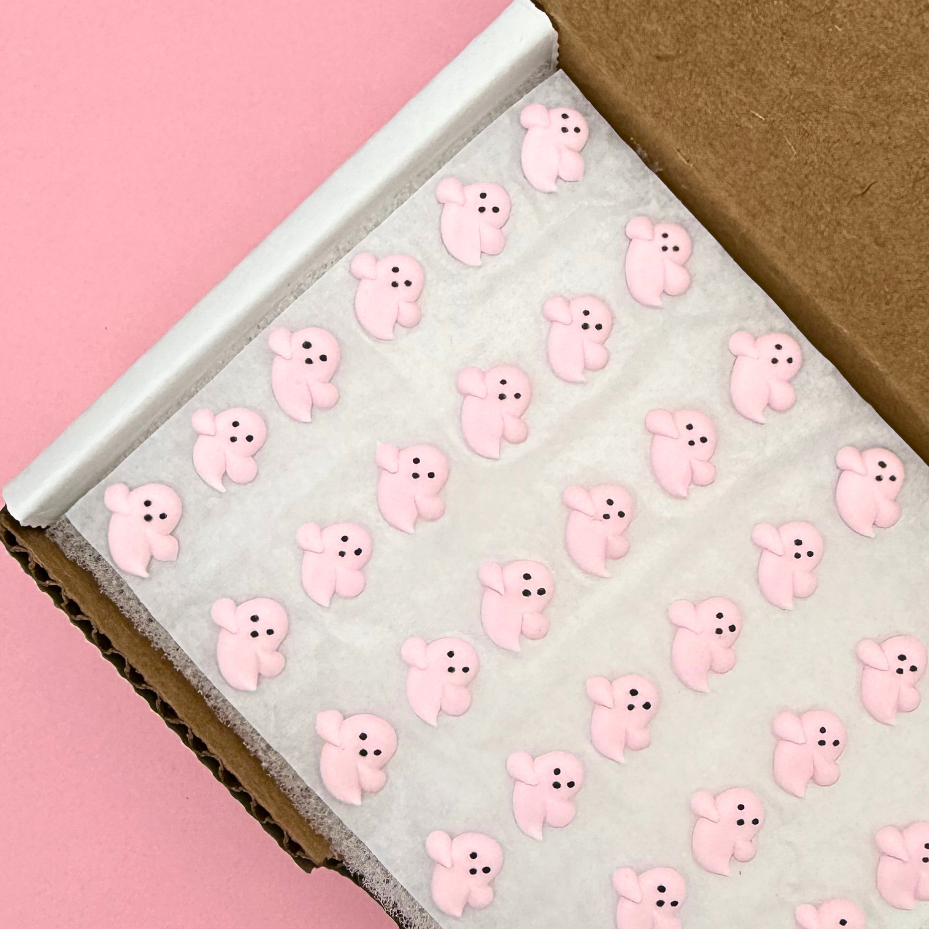 60 Pink Icing Ghosts (1/2")