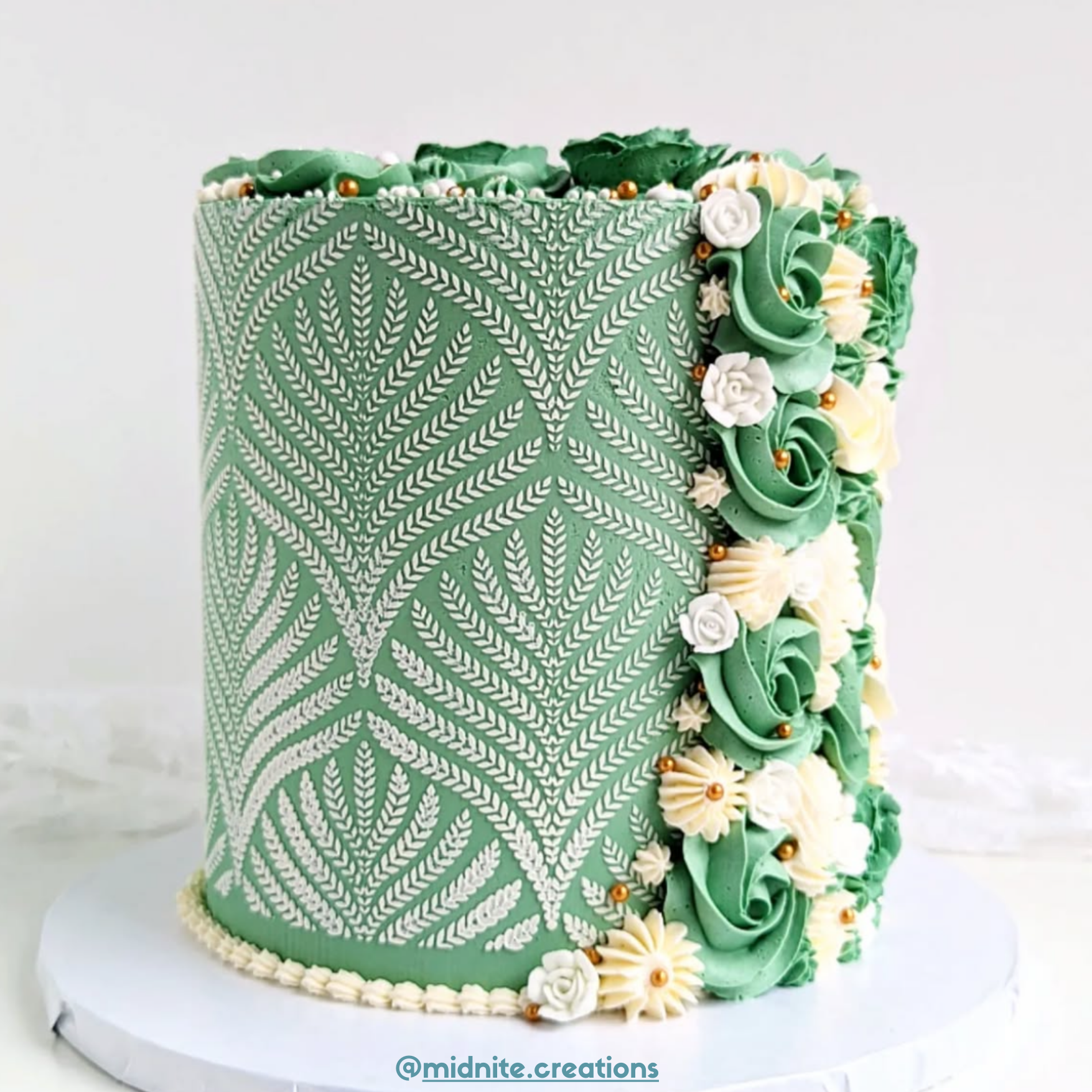 White Icing Flowers (30)